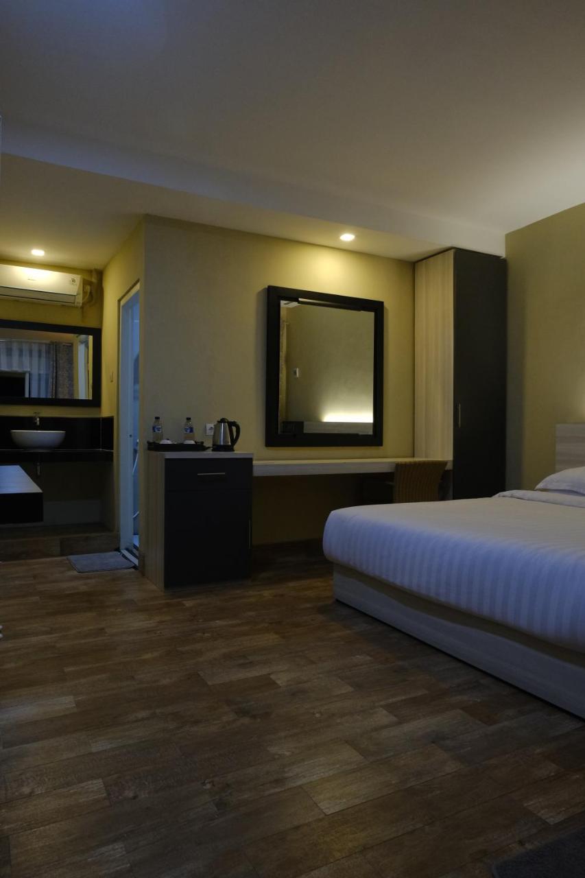 Wisma Lovebird Kalianget Rom bilde